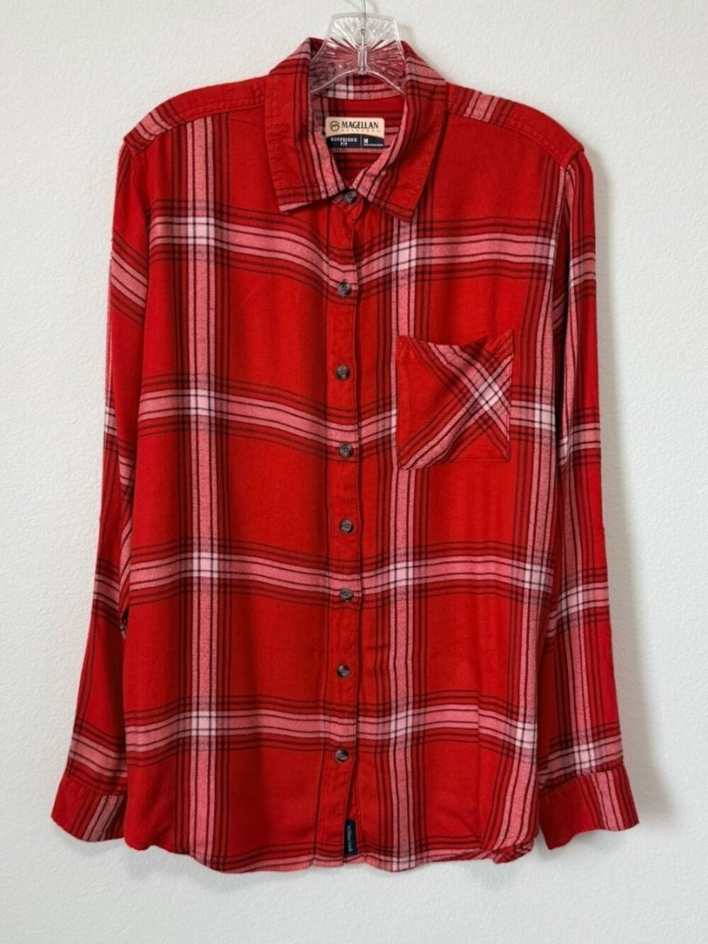 Magellan Long Sleeve Button Front Plaid Flannel Boyfriend Fit Shirt Size M.